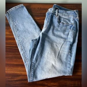 Old navy women’s rockstar mid-rise jeans